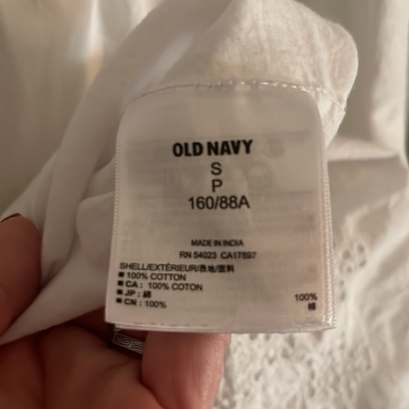 Old navy summer dress so cute! - Picture 7 of 8